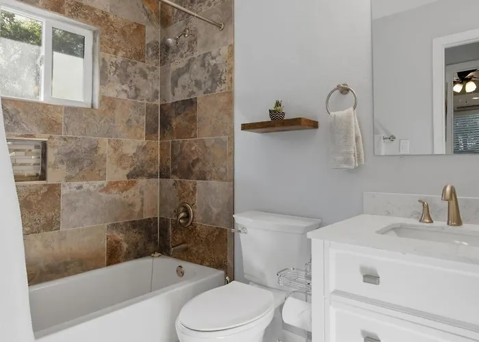 2br Near Square - Gray Frontier House Dom wakacyjny Prescott